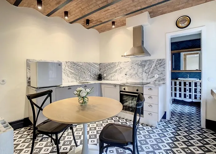 ヴィラ Victoria *